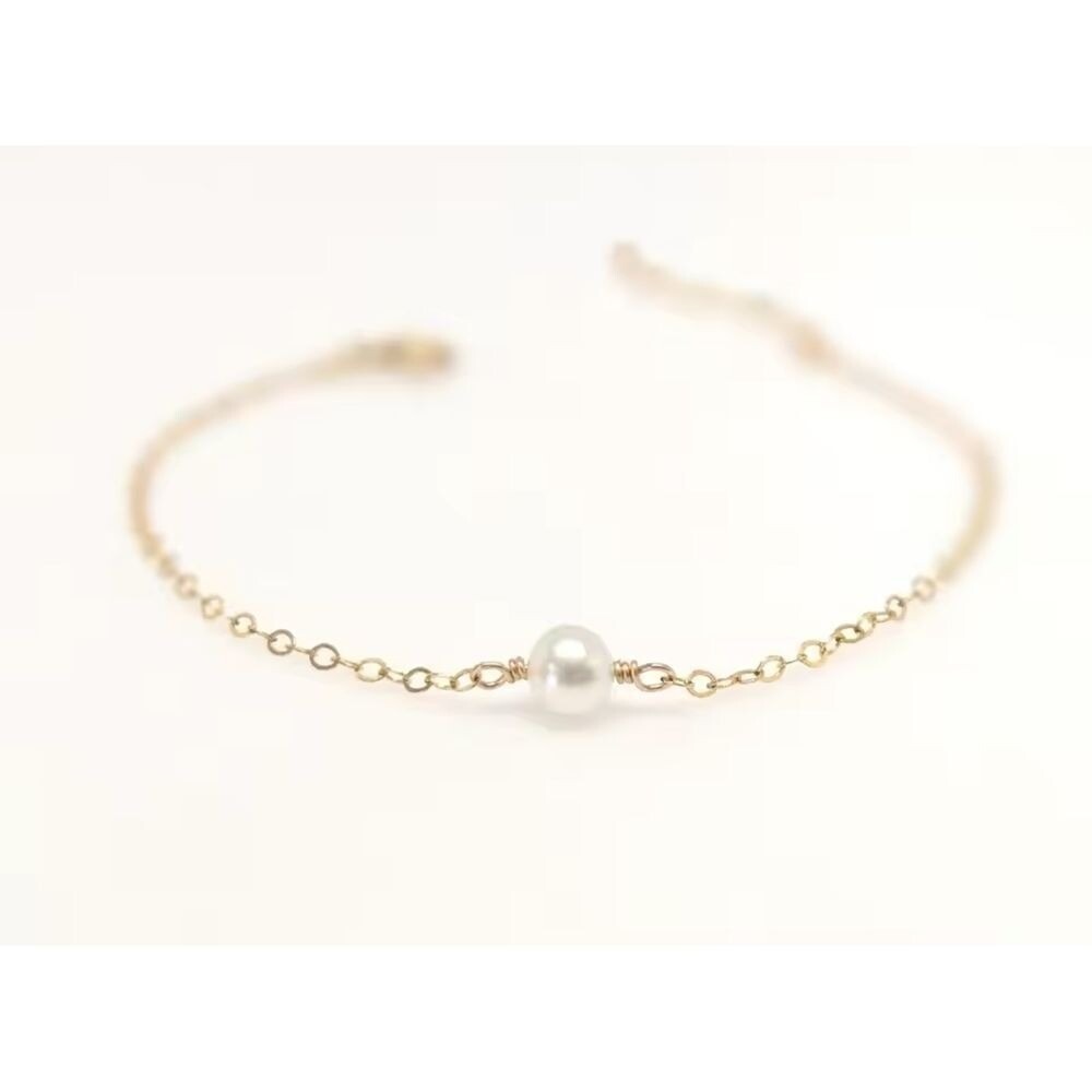 Bespoke Luxury Gold Chain Bracelet Single White Pearl Minimalist Bridal Jewelry